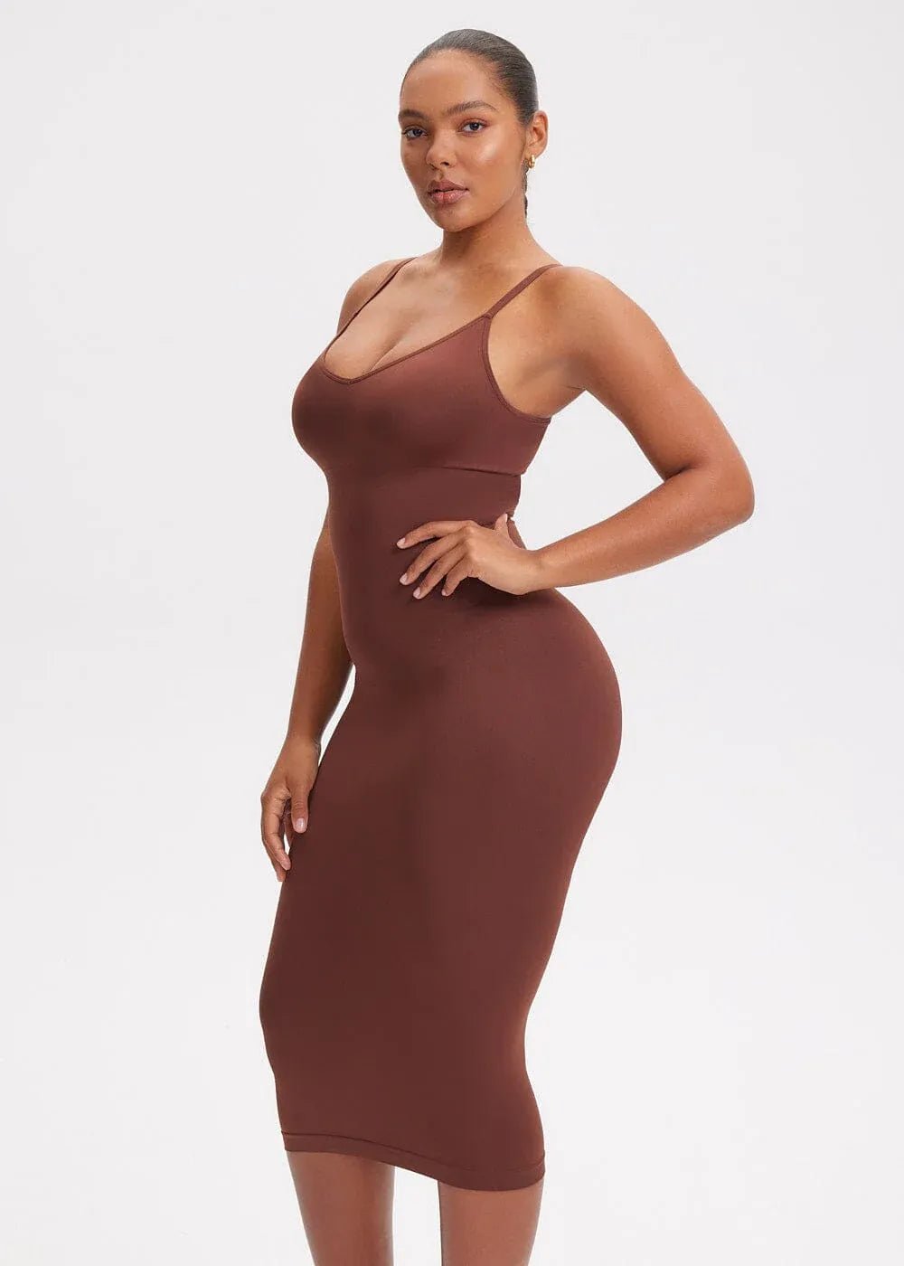 שמלה מחטבת | JADE