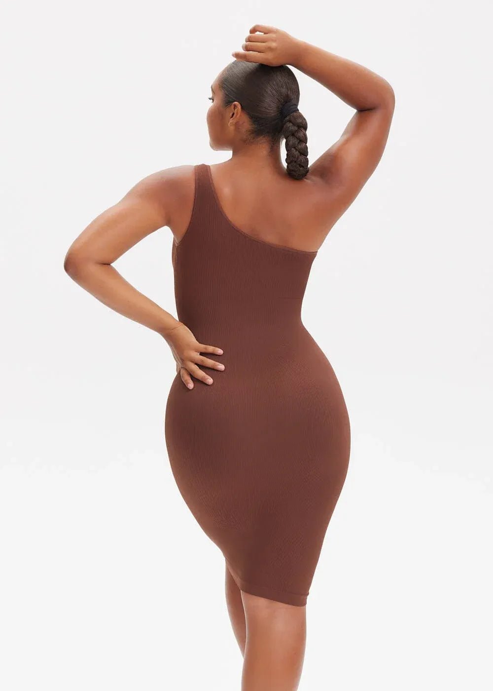 שמלה מחטבת | LILY